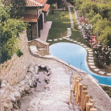 Writers' Retreat In Xilokastro Villa *
